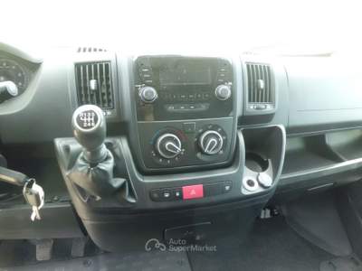 Peugeot Boxer /130CV FAP PC-TN Combi Premium-9 POSTI/POLTRONE SINGOLE CLIMA POSTERIORE Bianco usata Marconia di Pisticci