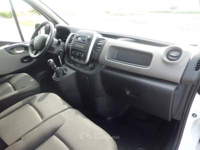 Nissan NV300 29 1.6 dCi 120CV PL-TN Van Bianco usata Marconia di Pisticci