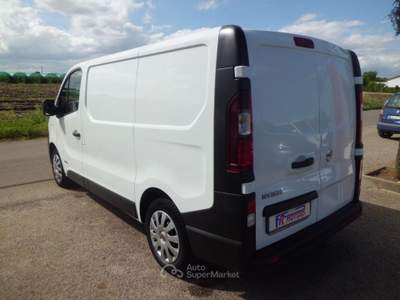 Nissan NV300 29 1.6 dCi 120CV PL-TN Van Bianco usata Marconia di Pisticci