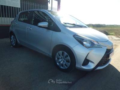 Toyota Yaris 5 porte Lounge Grigio usata Marconia di Pisticci