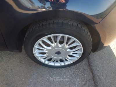 Lancia Ypsilon 5 porte GPL Ecochic Platinum Blu/Azzurro usata Marconia di Pisticci