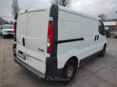 Renault Trafic EURO 5B, OK NEOPATENTATI. Bianco usata Reggio nell'Emilia