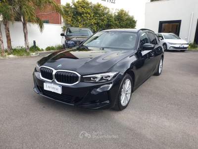 BMW Serie 3 318d d 48V Touring Business Advantage Nero usata Taranto