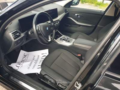 BMW Serie 3 318d d 48V Touring Business Advantage Nero usata Taranto