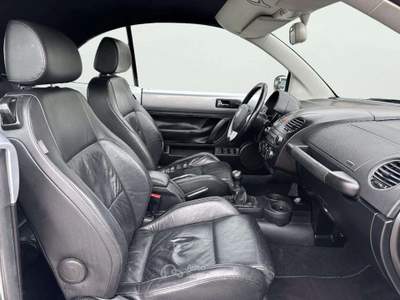 Volkswagen New Beetle 1.9 TDI 105CV Cabrio Argento usata Firenze