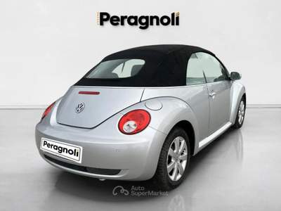 Volkswagen New Beetle 1.9 TDI 105CV Cabrio Argento usata Firenze