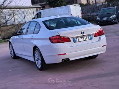 BMW Serie 5 520d 520d Msport Bianco usata Quarto