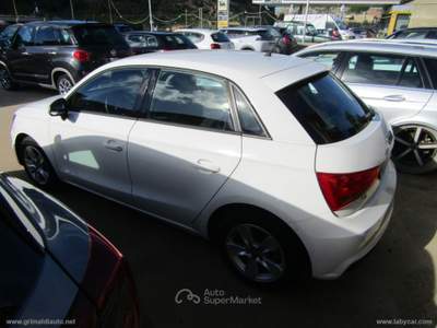 Audi A1 A1 1.6 TDI 116CV Bianco usata Montallegro