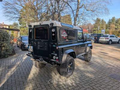 Land Rover Defender 90 2.5 td5 SE SW Nero usata Cairate