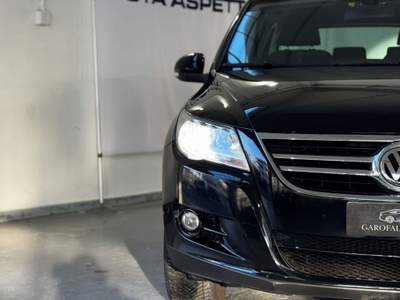 Volkswagen Tiguan Tiguan I 2007 2.0 tdi Sport auto Nero usata Carugate