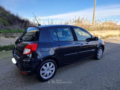 Renault Clio 5 porte GPL Dynamique Nero usata Gravina in Puglia