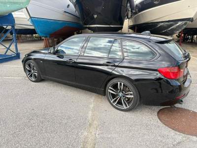 BMW Serie 3 320d 320d Eff. Dynamics Business aut. usata Padula