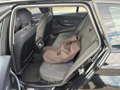 BMW Serie 3 320d 320d Eff. Dynamics Business aut. usata Padula