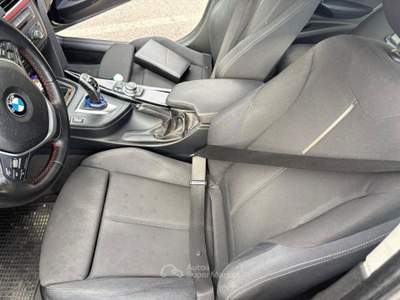 BMW Serie 3 320d 320d Eff. Dynamics Business aut. usata Padula