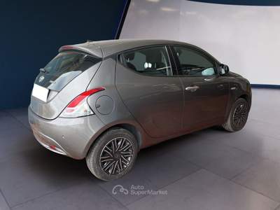 Lancia Ypsilon III 2021 1.0 firefly hybrid Gold Plus s&s 70cv 5p.ti Grigio usata Torino