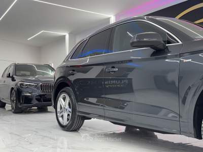 Audi Q5 190 CV quattro S tronic S line Grigio usata Qualiano