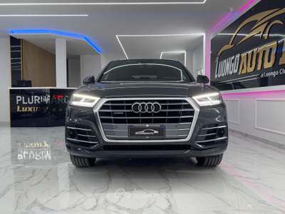 Audi Q5 190 CV quattro S tronic S line Grigio usata Qualiano