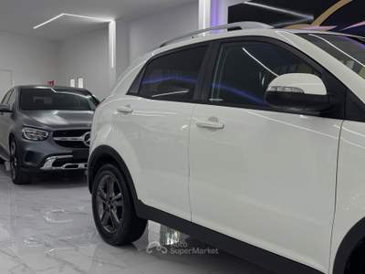 SsangYong Korando 2.0 e-XDi 175Cv MT Classy Bianco usata Qualiano