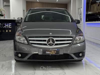 Mercedes-Benz Classe B 180CDI Premium Grigio usata Qualiano
