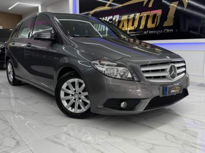 Mercedes-Benz Classe B 180CDI Premium Grigio usata Qualiano