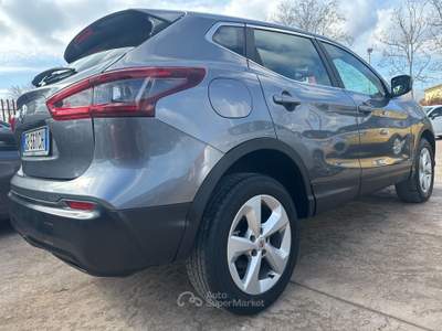 Nissan Qashqai QASHQAI 1.5 DCI AUTOMATICA GARANZIA PERMUTE Grigio usata Aprilia