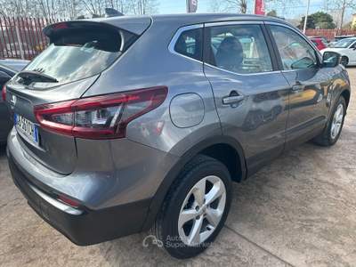 Nissan Qashqai QASHQAI 1.5 DCI AUTOMATICA GARANZIA PERMUTE Grigio usata Aprilia
