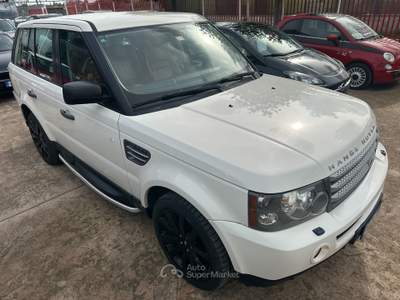 Land Rover Range Rover Sport RANGE ROVER SPORT 3.6 TDV8 FINANZIAMENTO PERMUTE Bianco usata Aprilia