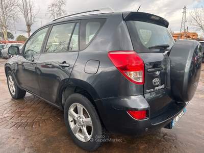 Toyota RAV4 RAV*4*4X4*GARANZIA*FINANZIAMENTO*PERMUTE* Grigio usata Aprilia
