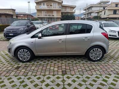 Opel Corsa Corsa 1.2 5p. Club Grigio usata Cimitile