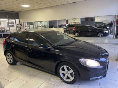 Volvo V40 V40 1.6 d2 Business Edition - Nessun vincolo - Nero usata COLOGNO MONZESE