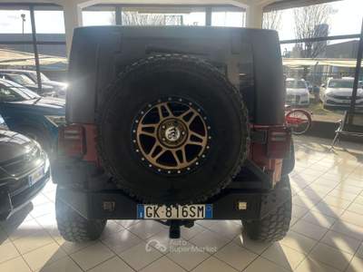 Jeep Wrangler 3.8L SAHARA + KIT RIALZO OFF-ROAD Rosso usata Caravaggio