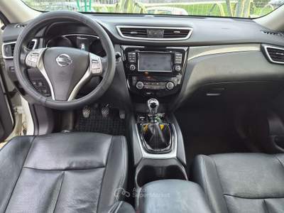 Nissan X-Trail X-Trail III 2014 1.6 dci Acenta Premium 2wd Bianco usata Pisa