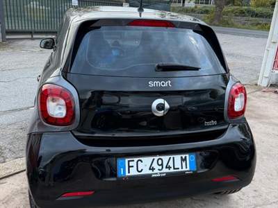 Smart ForFour 70 1.0 Passion Nero usata Aprilia