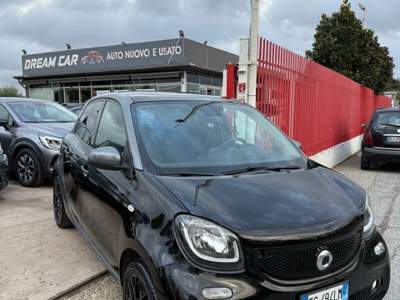 Smart ForFour 70 1.0 Passion Nero usata Aprilia