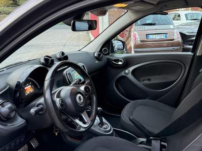 Smart ForFour 70 1.0 Passion Nero usata Aprilia