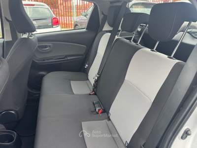Toyota Yaris 5 porte Active Nero usata Aprilia