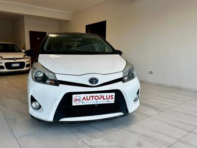 Toyota Yaris unico proprietario, tagliandi casa madre Bianco usata Palmi