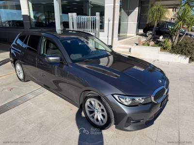 BMW Serie 3 320d 320d xDrive Touring Business Advantage Grigio usata TORRENOVA