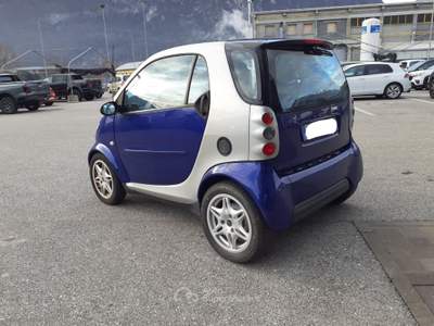 Smart ForTwo SMART COUPE 0.6 BZ usata Scurelle