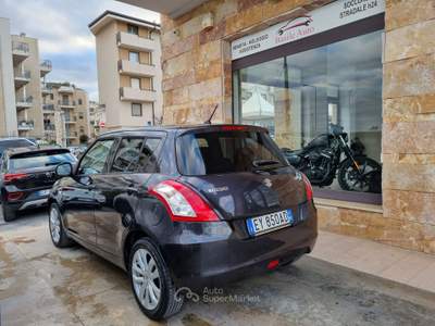 Suzuki Swift 5 porte B-Easy Nero usata Altamura