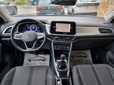 Volkswagen T-Roc SCR Life Blu/Azzurro usata Altamura