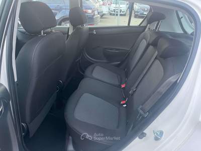 Hyundai i20 i20 I 5p 1.4 crdi Classic Bianco usata Torino