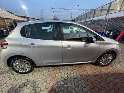 Peugeot 208 208 I  5p 1.2 puretech Active gpl 82cv Grigio usata Torino