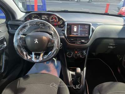 Peugeot 208 208 I  5p 1.2 puretech Active gpl 82cv Grigio usata Torino