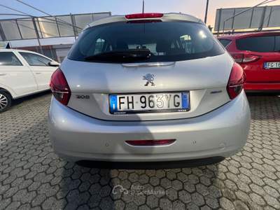 Peugeot 208 208 I  5p 1.2 puretech Active gpl 82cv Grigio usata Torino