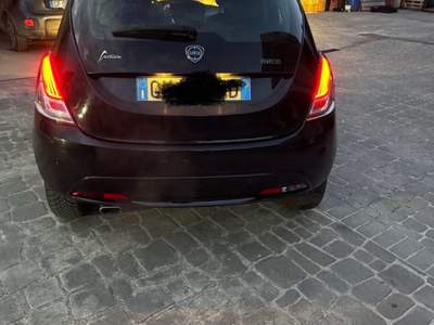 Lancia Ypsilon Lancia Ypsilon Hybrid Nero usata Sarno