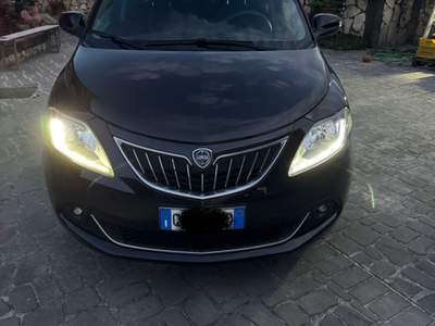 Lancia Ypsilon Lancia Ypsilon Hybrid Nero usata Sarno