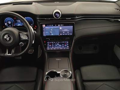 Maserati Grecale  3.0 v6 trofeo 530cv auto Nero usata Cuneo
