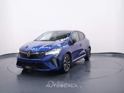 Renault Clio 1.0 TCe 90cv 5 porte Techno Blu/Azzurro usata Pozzuoli