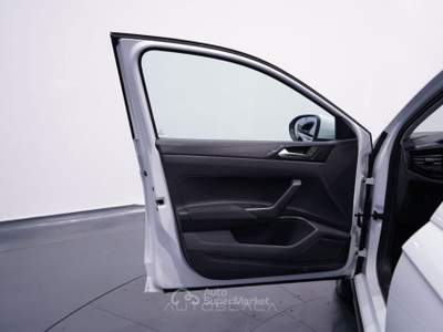 Volkswagen Taigo 1.0 TSI 110 CV Life Bianco usata Pozzuoli